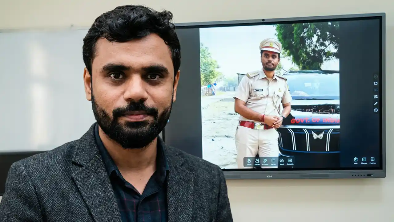 Aditya Ranjan Details Early Career Struggles And Quitting Government Job For Teaching