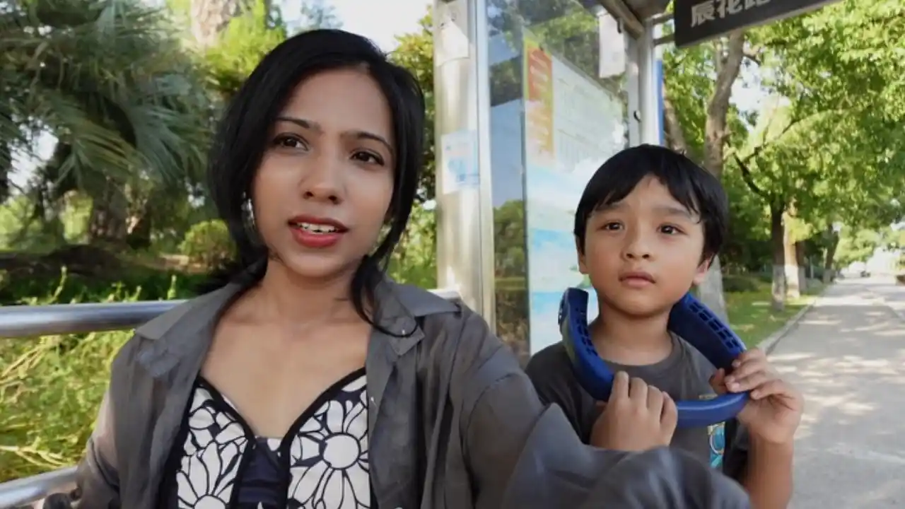 YouTuber Ruchi in China Moves to India After Eight Years Following Son’s Shanghai School Rejection